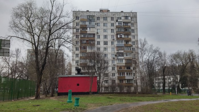 Улица Хлобыстова, 10к1