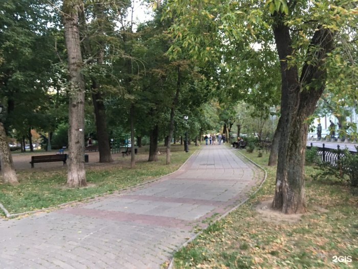 Георгиевский сквер Москва