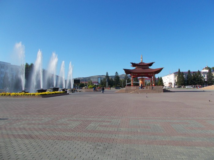 Кызыл Тува площадь Арата