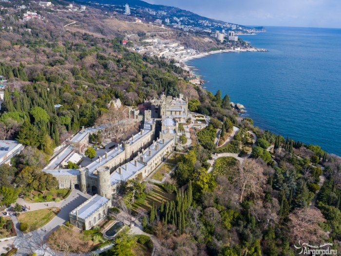 Воронцовский дворец в Алупке