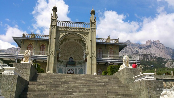 Воронцовский дворец (г. Алупка)