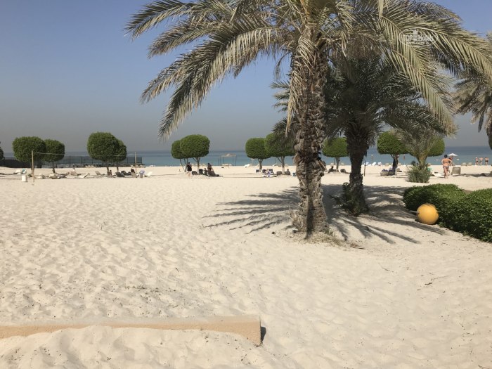 Red Castle Hotel 4* пляж