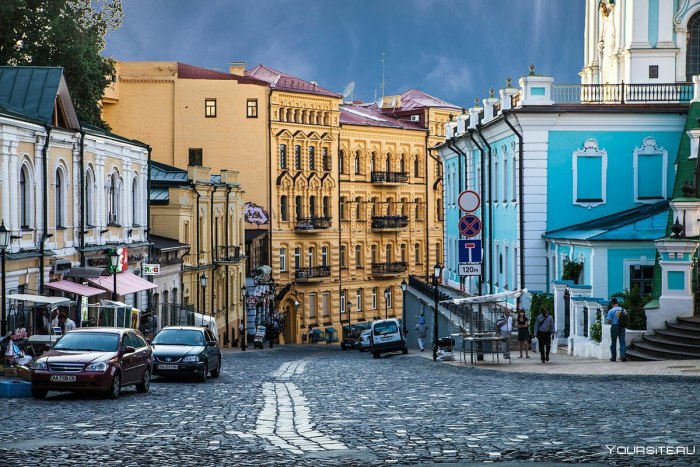 Андреевский спуск в Киеве