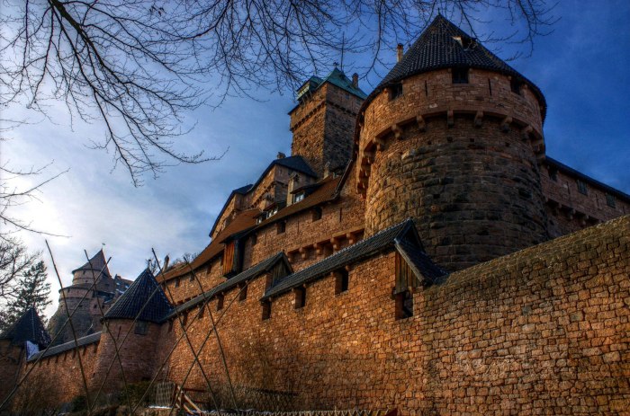 Замок Haut-Koenigsbourg