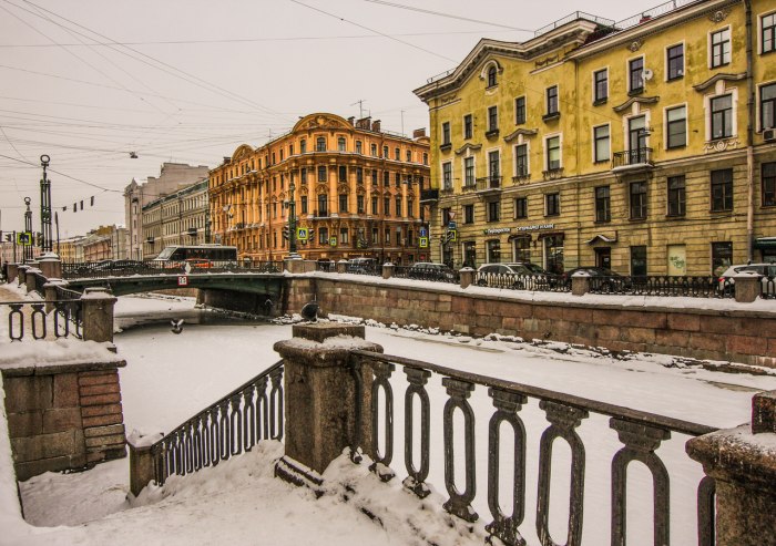 Вознесенский мост в Санкт-Петербурге