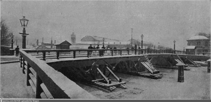 Деревянные мосты в Санкт-Петербурге 1900 года