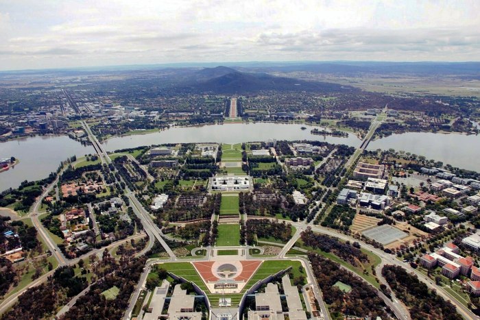 Столица города Canberra