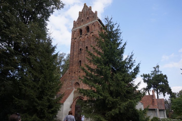Замковая кирха Нойхаузен