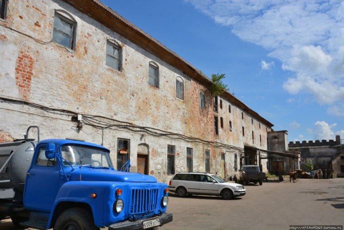 Автобаза гараж