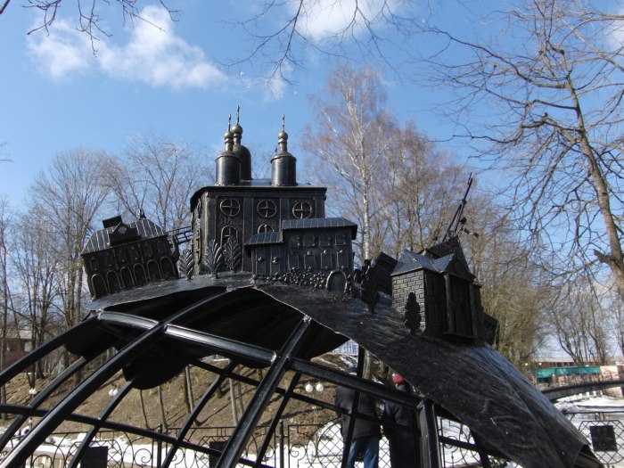 Лопатинский парк в Смоленске