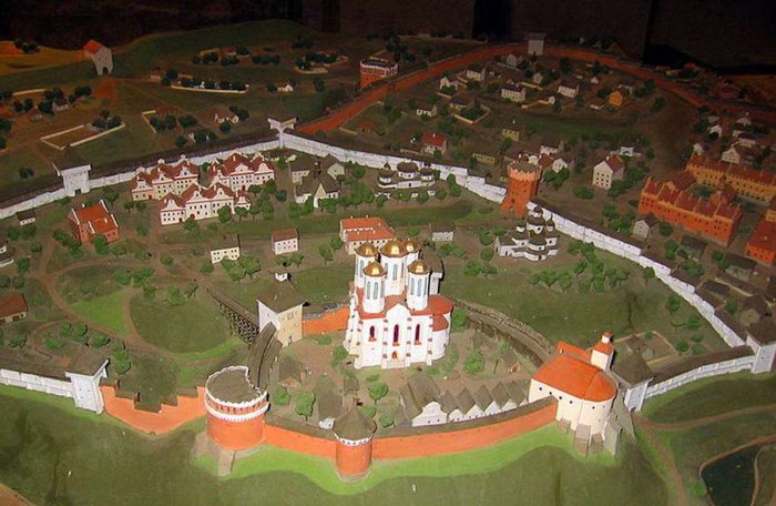 Замок князей Острожских