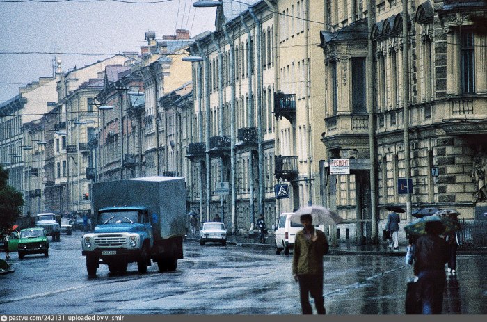 90е улицы России