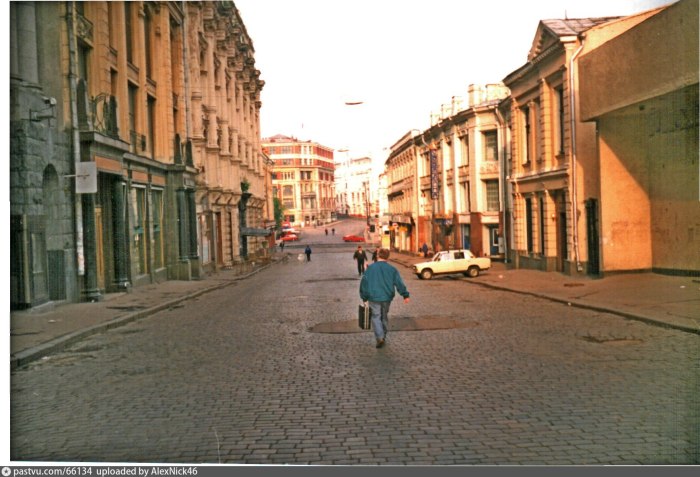 Улица Кузнецкий мост в 90-е