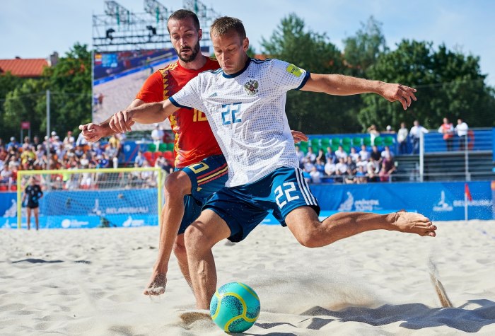 Пляжный футбол спорт