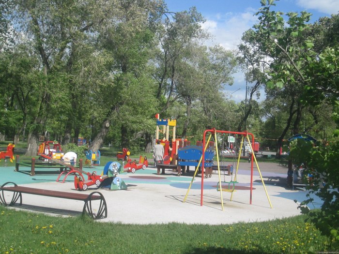Комсомольский парк Тюмень