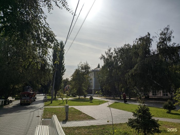 Комсомольский сад Волгоград фото