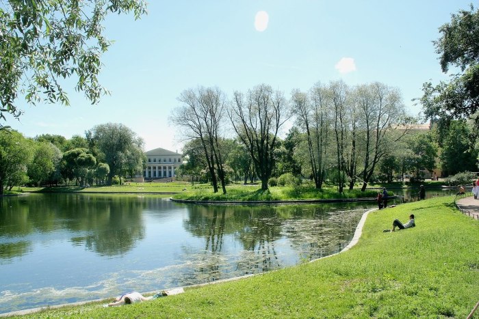 Юсуповский парк в Санкт-Петербурге