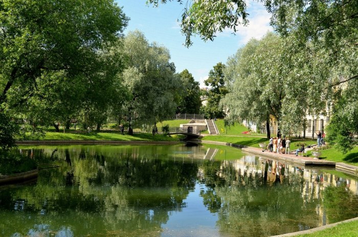 Юсуповский сад в Санкт-Петербурге