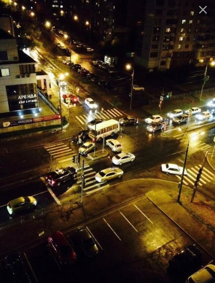 Ночной перекресток