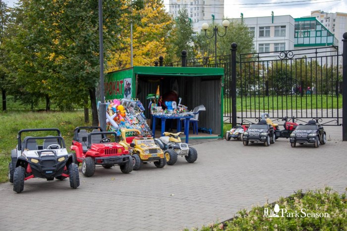 Детские машинки в парках
