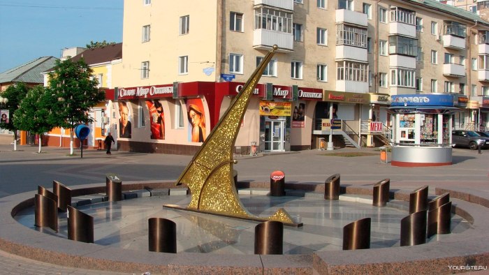 Город Белгород Белгород солнечные часы