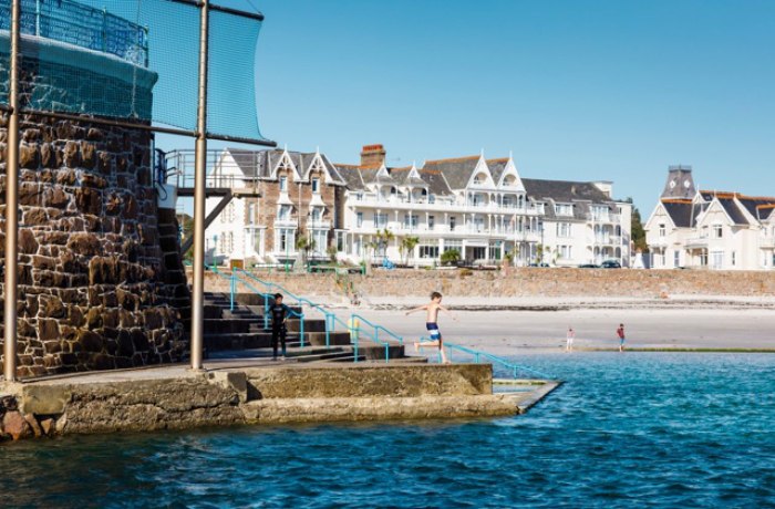 The Monterey Hotel Jersey