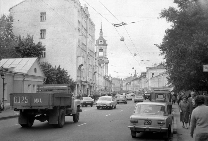 Пятницкая улица Москва 90-е