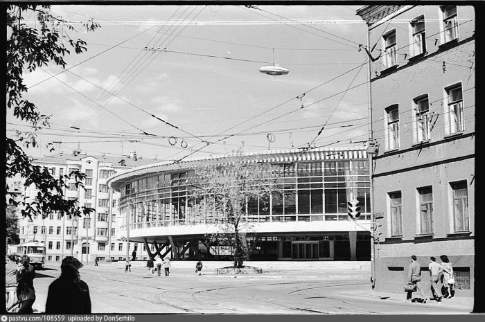 Бауманская Москва Бауманская улица