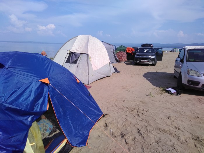 Даурское Красноярское море палаточный лагерь
