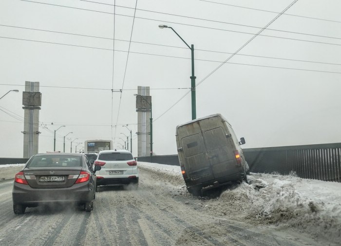 Авария на Карповке