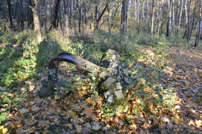Ульяновск парк Винновская роща склеп