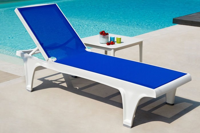 Шезлонг складной lettino Pool