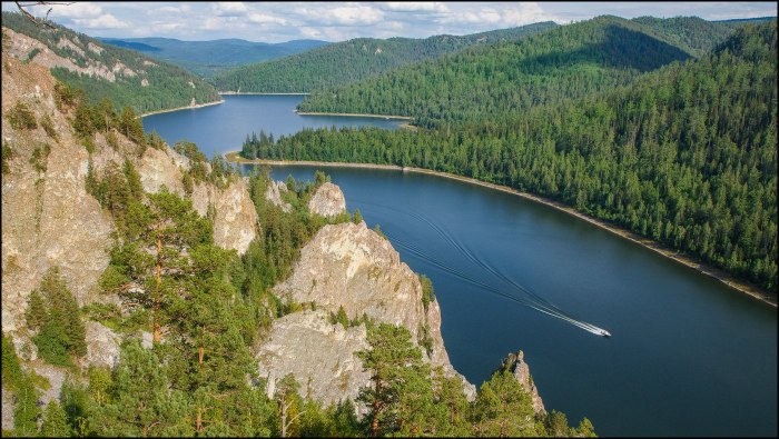 Залив Бирюса Красноярское море