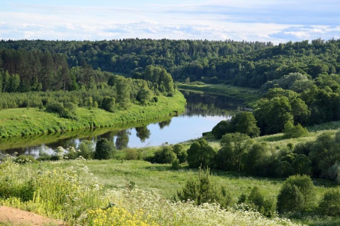 Угра река Калужская
