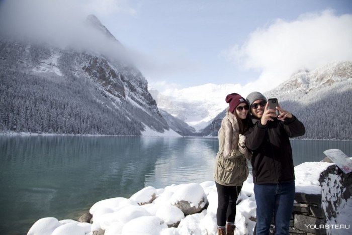 Открытый каток на курорте Банф-Лейк-Луиза (Banff & Lake Louise), Канада