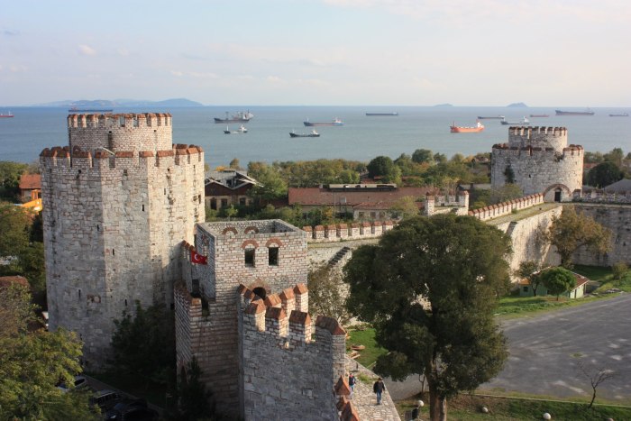 Крепость Румелихисар в Стамбуле