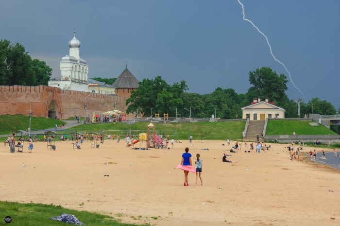 Кремлевский пляж Великий Новгород