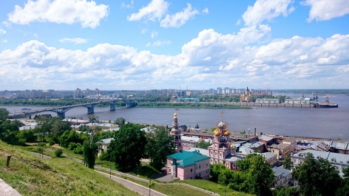 Стрелка с набережной Федоровского в Нижнем Новгороде