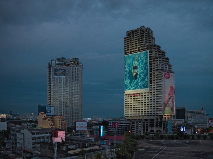 Sathorn Square