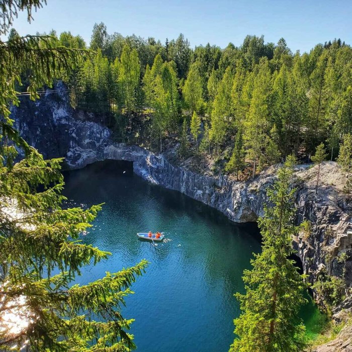 Карелия мраморный каньон Рускеала