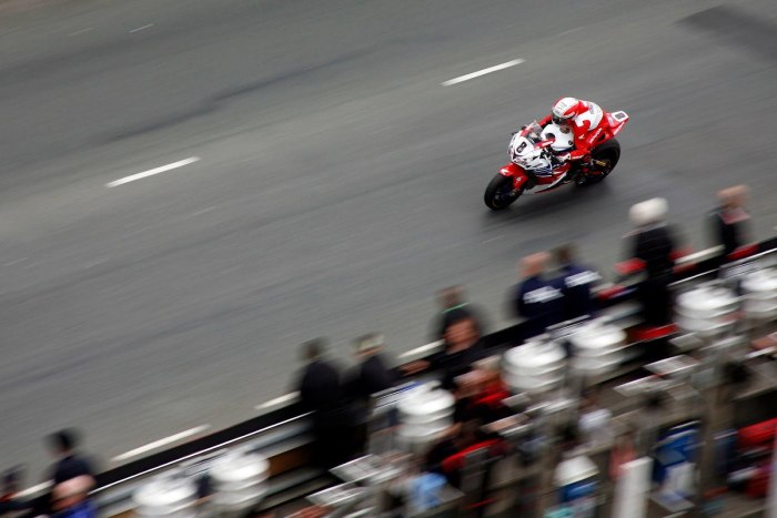 Tourist Trophy man трупы
