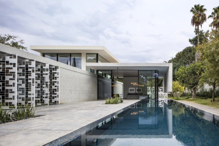 Ab House by Pitsou Kedem Architects