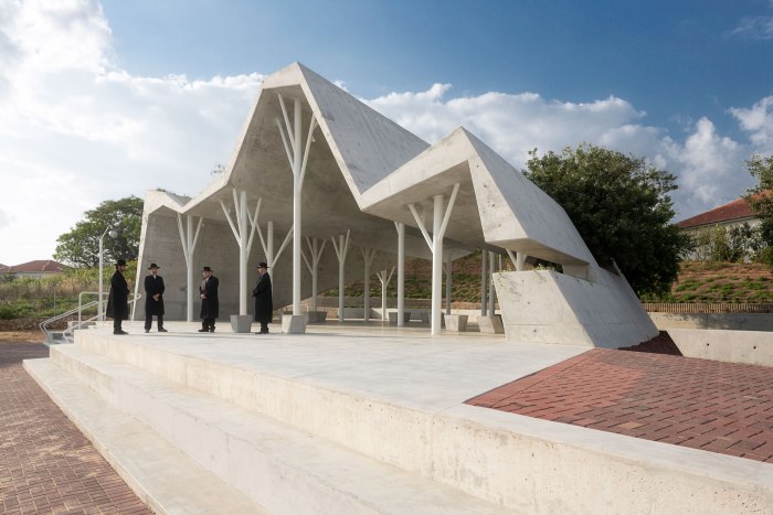 Open-Sided Shelter