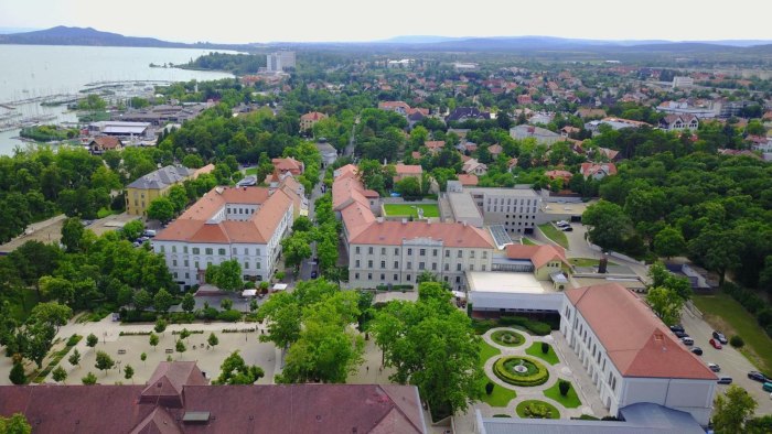 Балатонфюред Венгрия фото