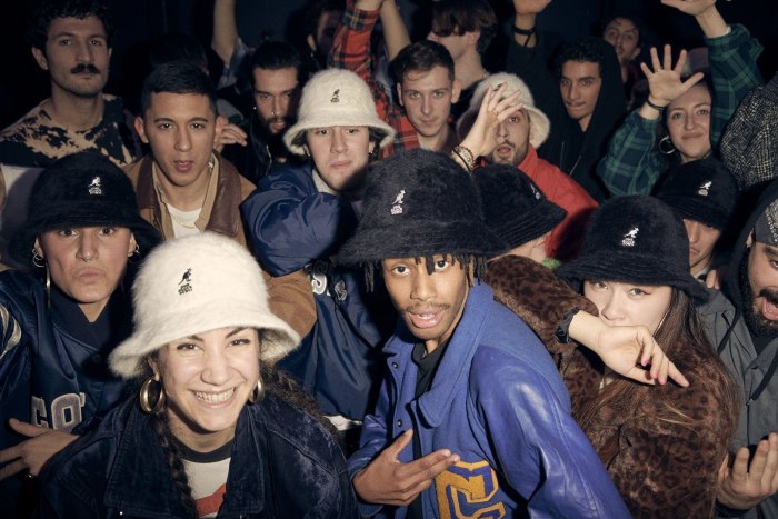 Кепки Kangol 90-e
