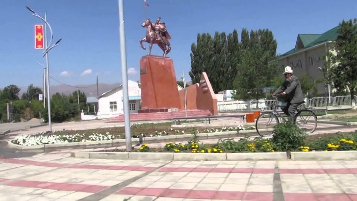 Город Талас улица Ленина