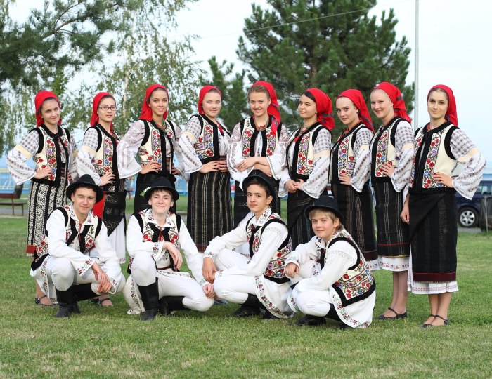 Костюм молдавский