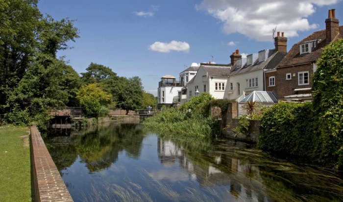 Город Canterbury графство Кент