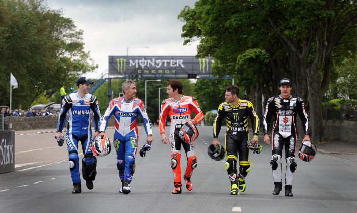 TT Isle of man пилоты