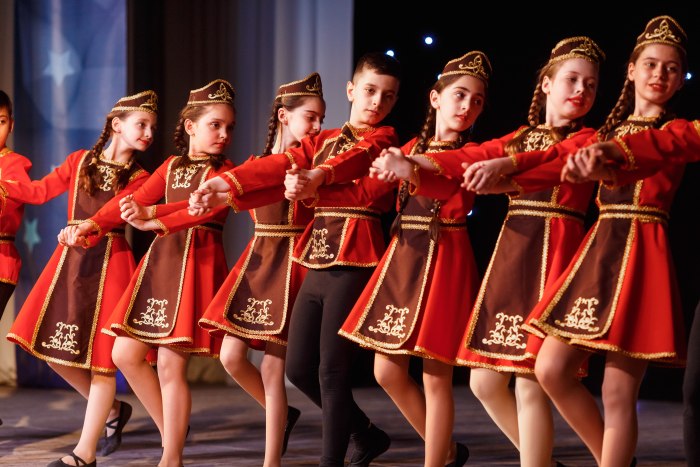 Берд армянский народный танец